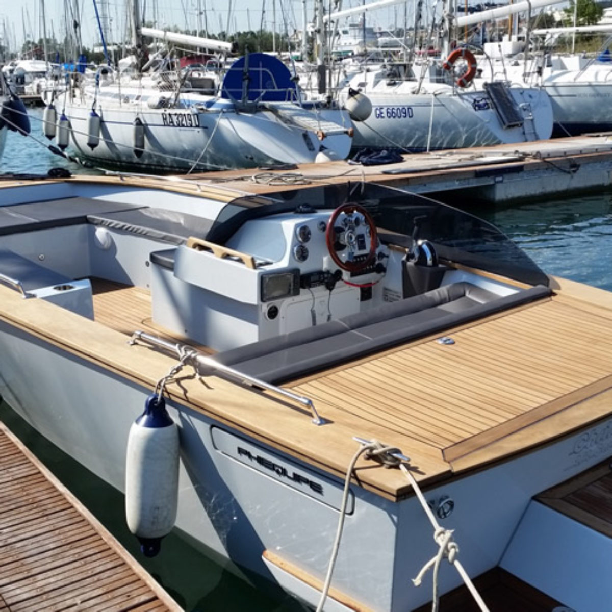 MB18 Tender